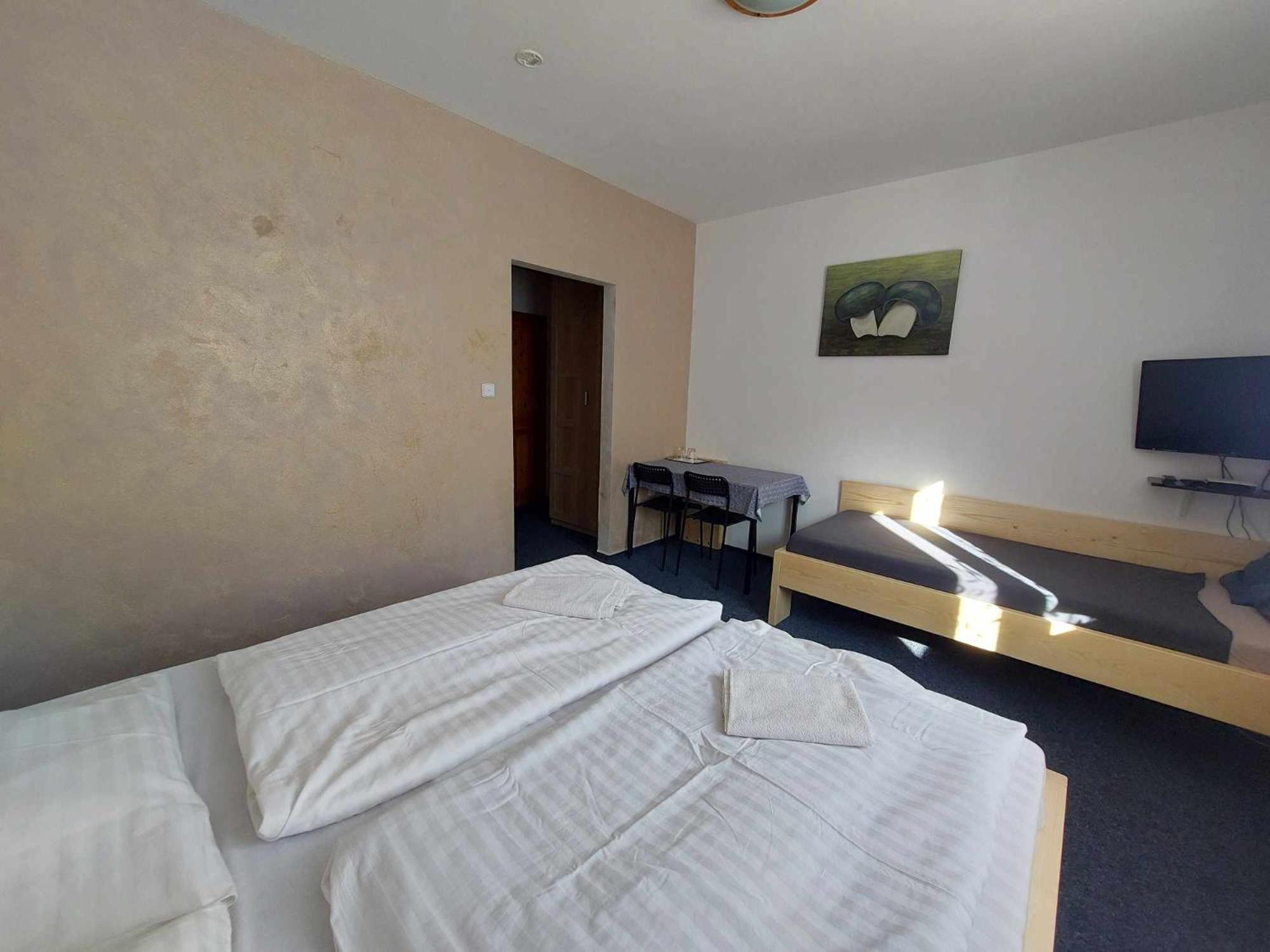 Hotel U Vesele Lisky Hutisko Exterior foto